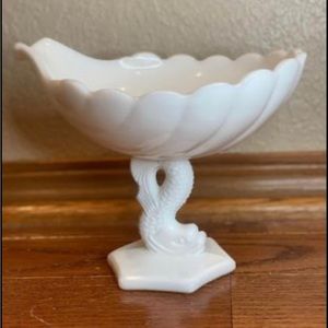 Vintage Milk Glass Shell Fish Dish
